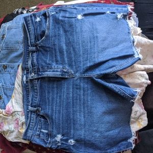 Old Navy Boyfriend Jean Short Mid-Rise